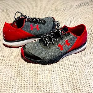 UA mens 11.5 sneakers
